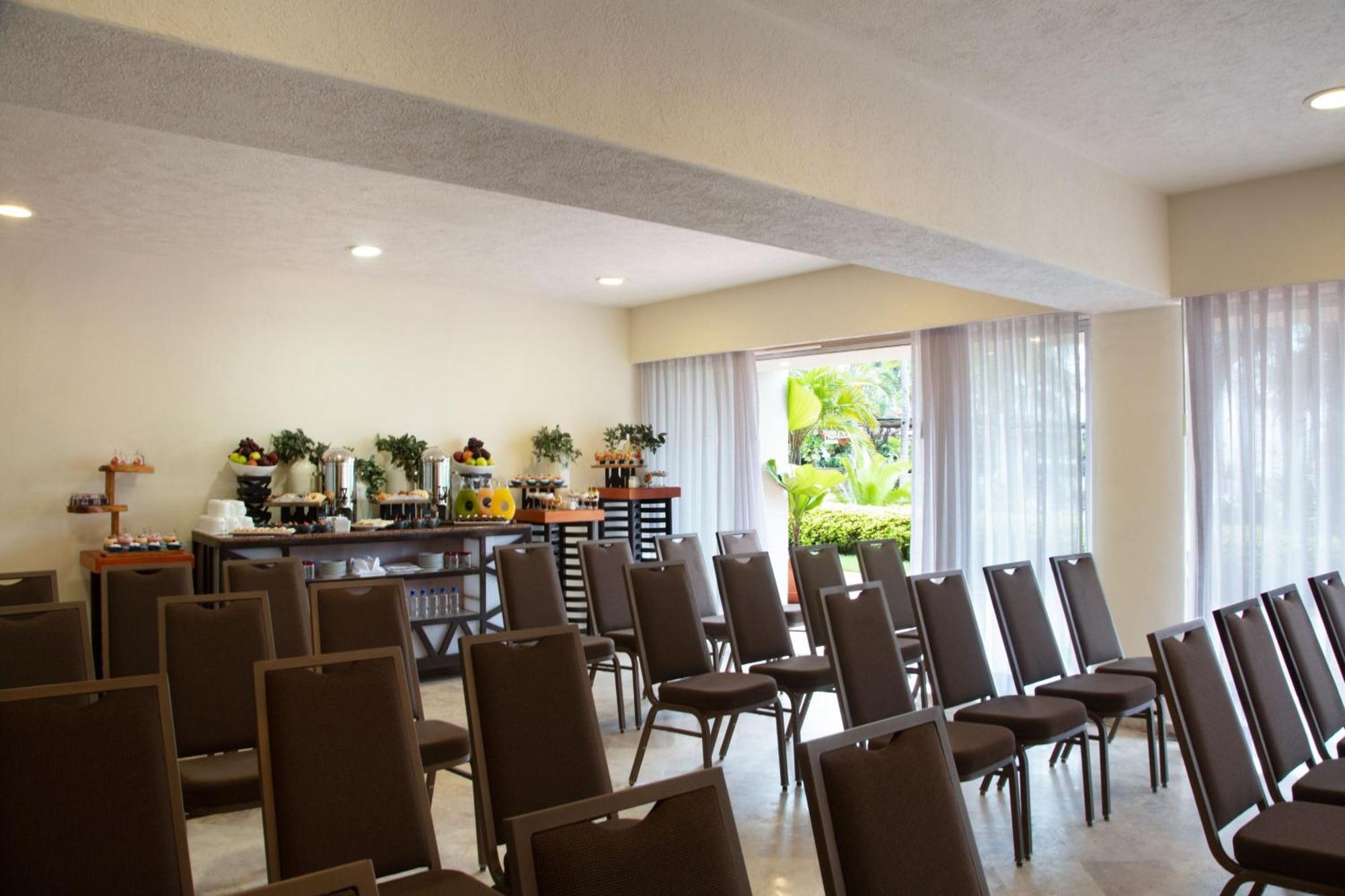 פוארטו ואלארטה Sheraton Buganvilias Resort & Convention Center מראה חיצוני תמונה