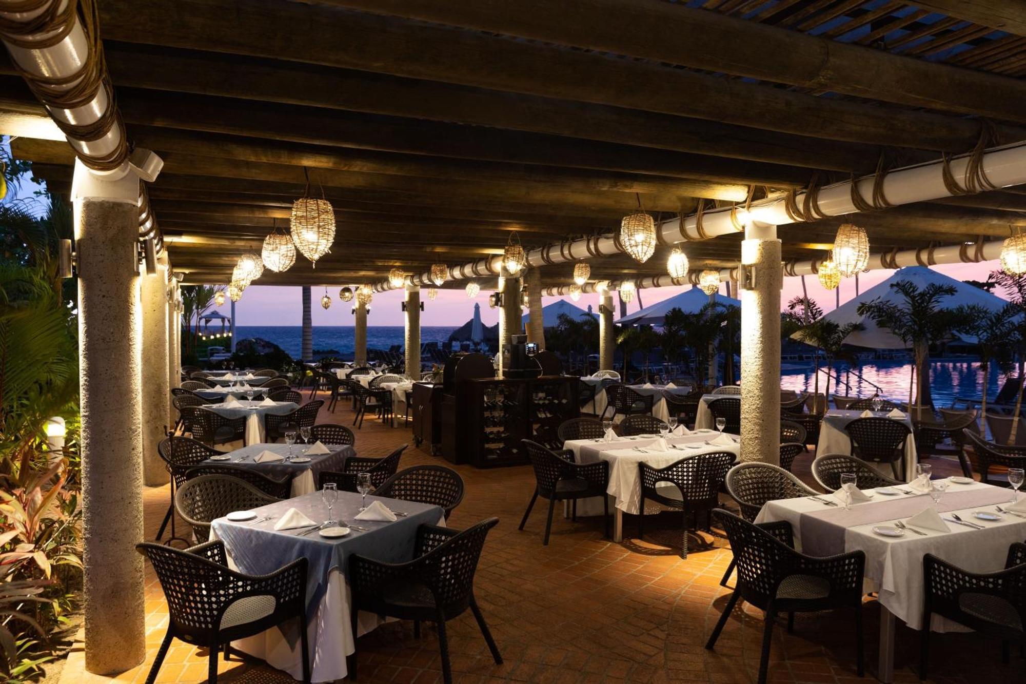 פוארטו ואלארטה Sheraton Buganvilias Resort & Convention Center מראה חיצוני תמונה