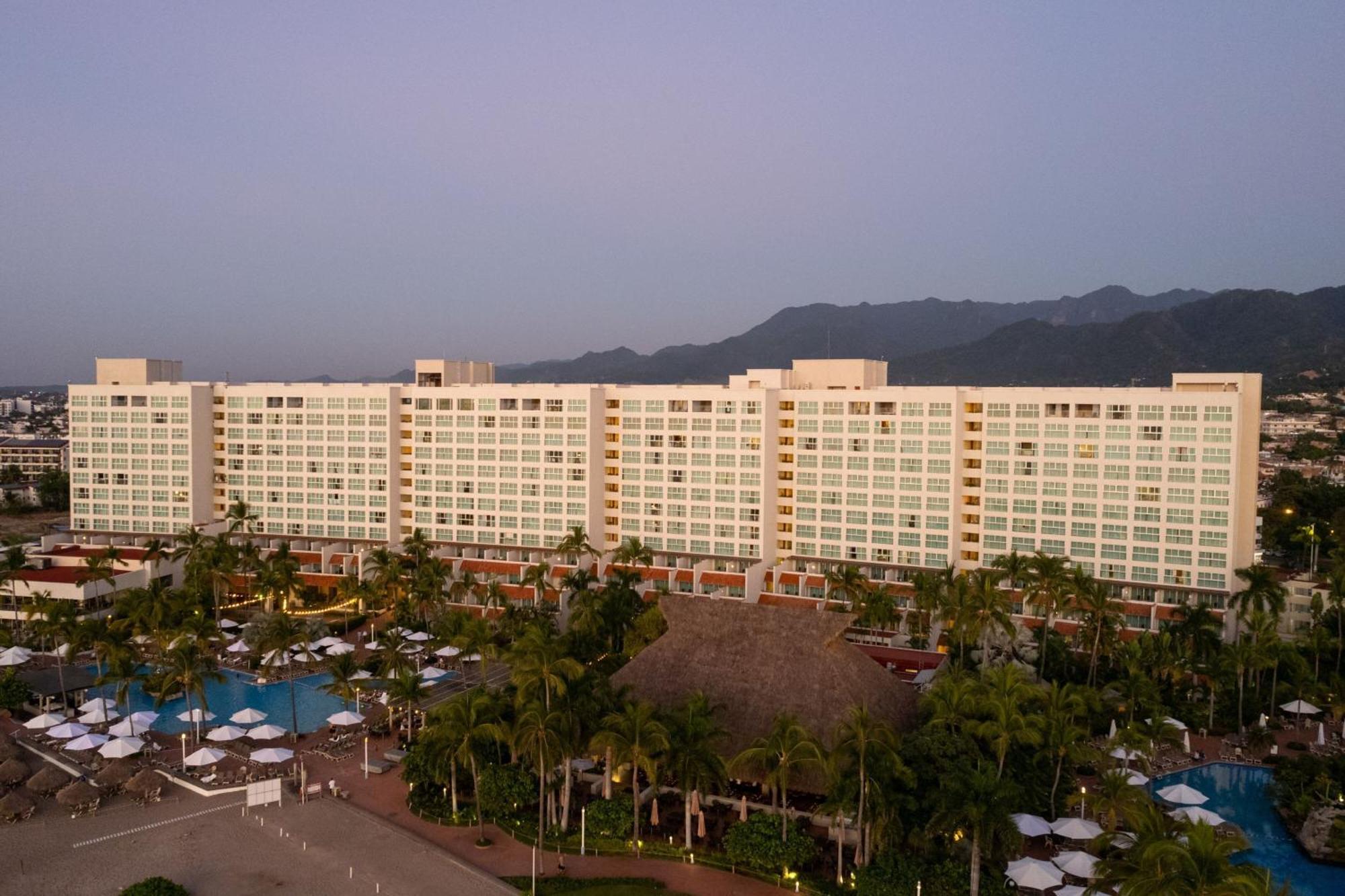 פוארטו ואלארטה Sheraton Buganvilias Resort & Convention Center מראה חיצוני תמונה