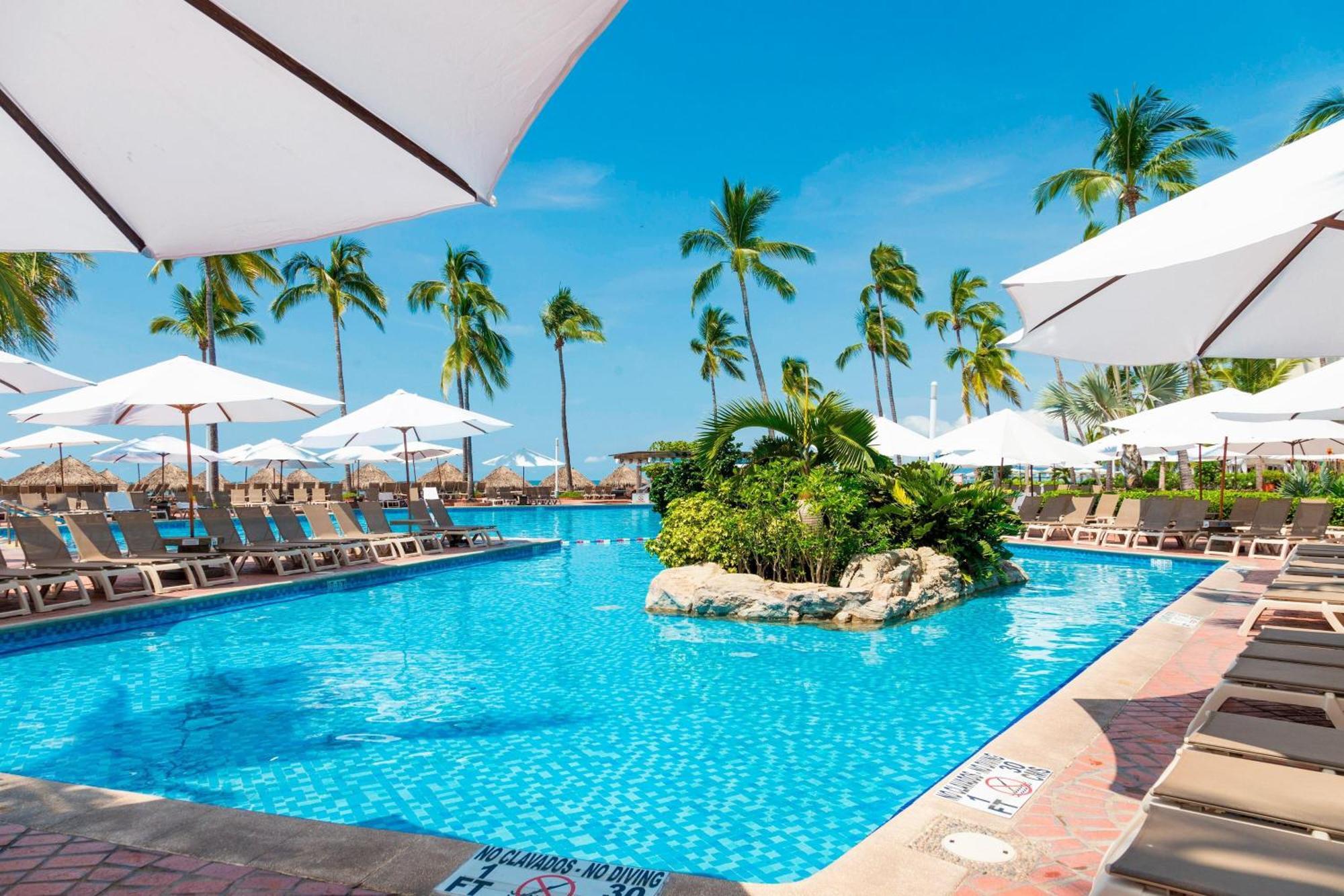 פוארטו ואלארטה Sheraton Buganvilias Resort & Convention Center מראה חיצוני תמונה